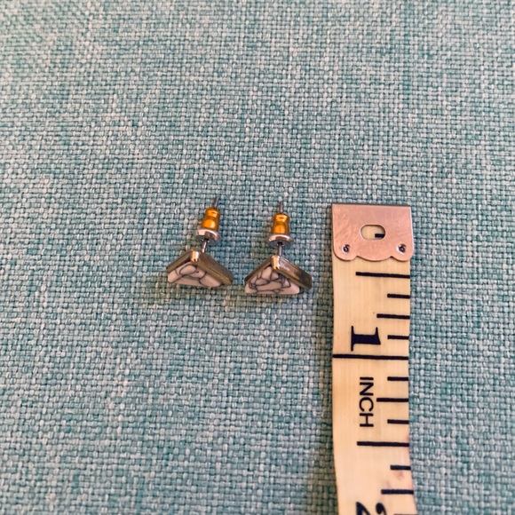 Triangle Stud Earrings White Marble - Picture 3 of 4